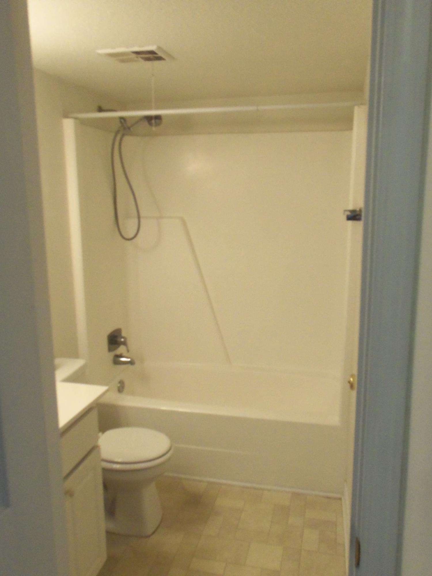 FINISTERRA CONDO - Residential Lease