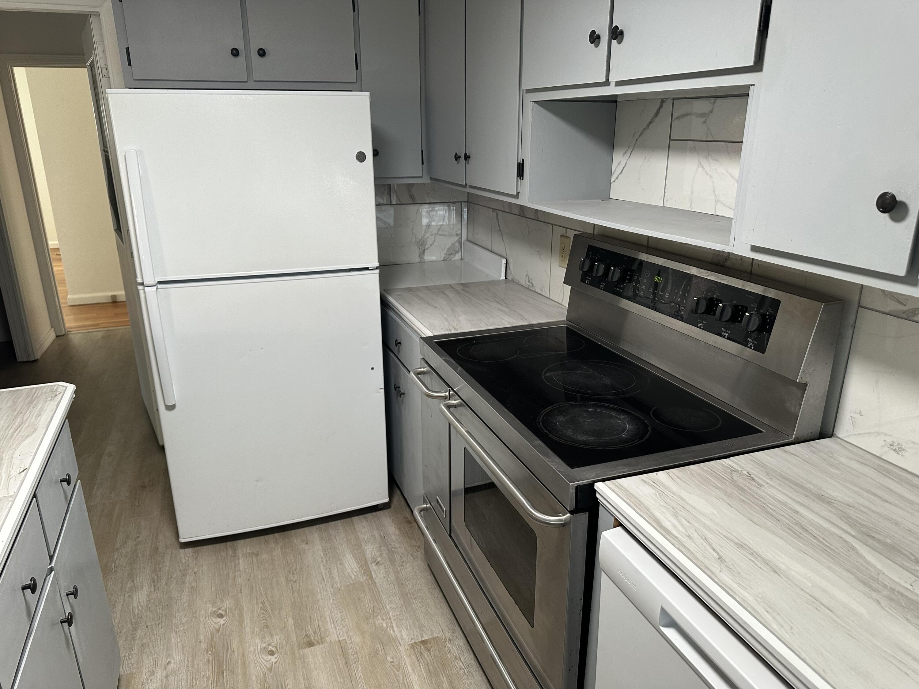 GARNIERS BEACH - Residential Lease