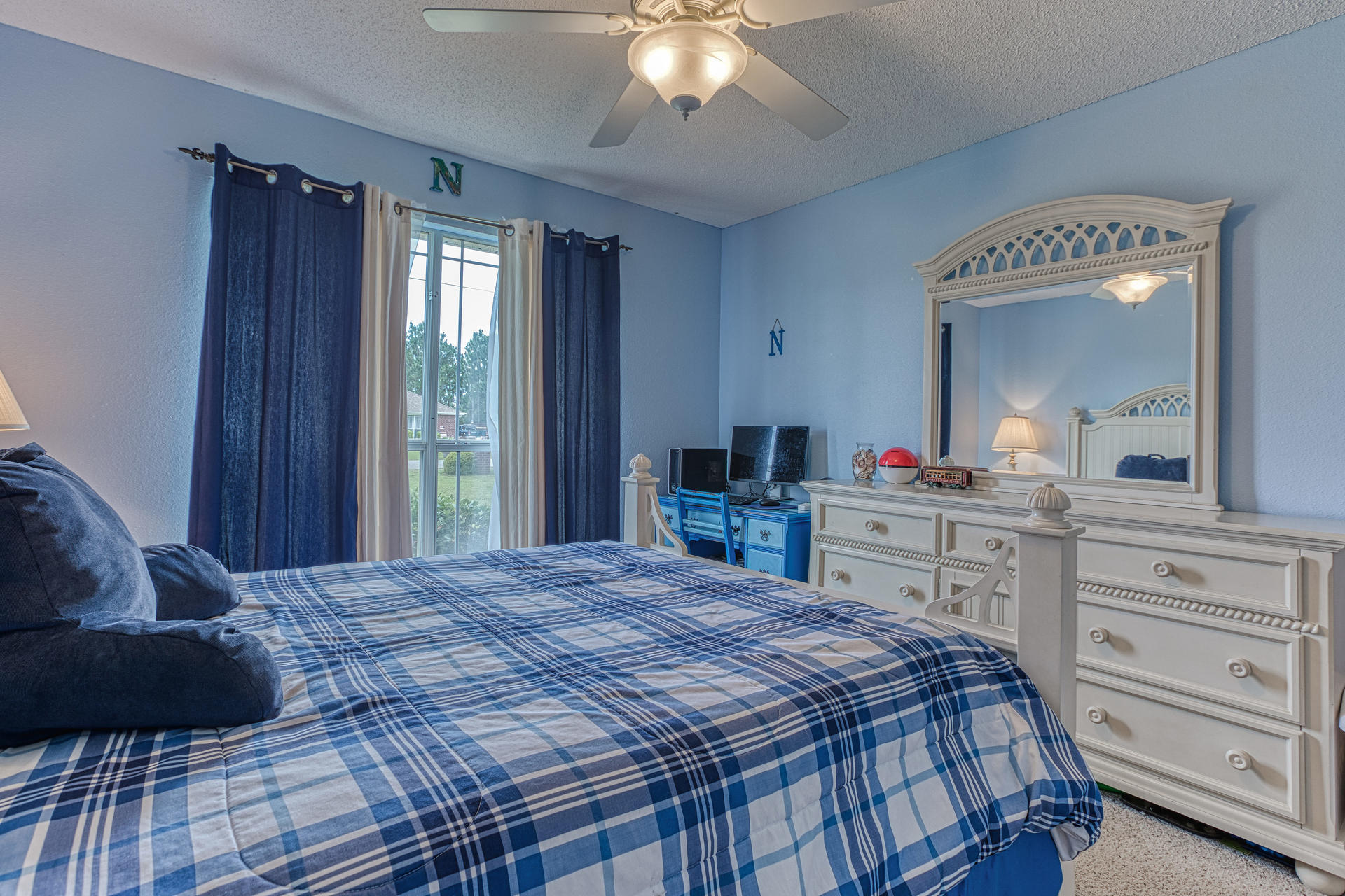 HOLLEY BY THE SEA - Residential