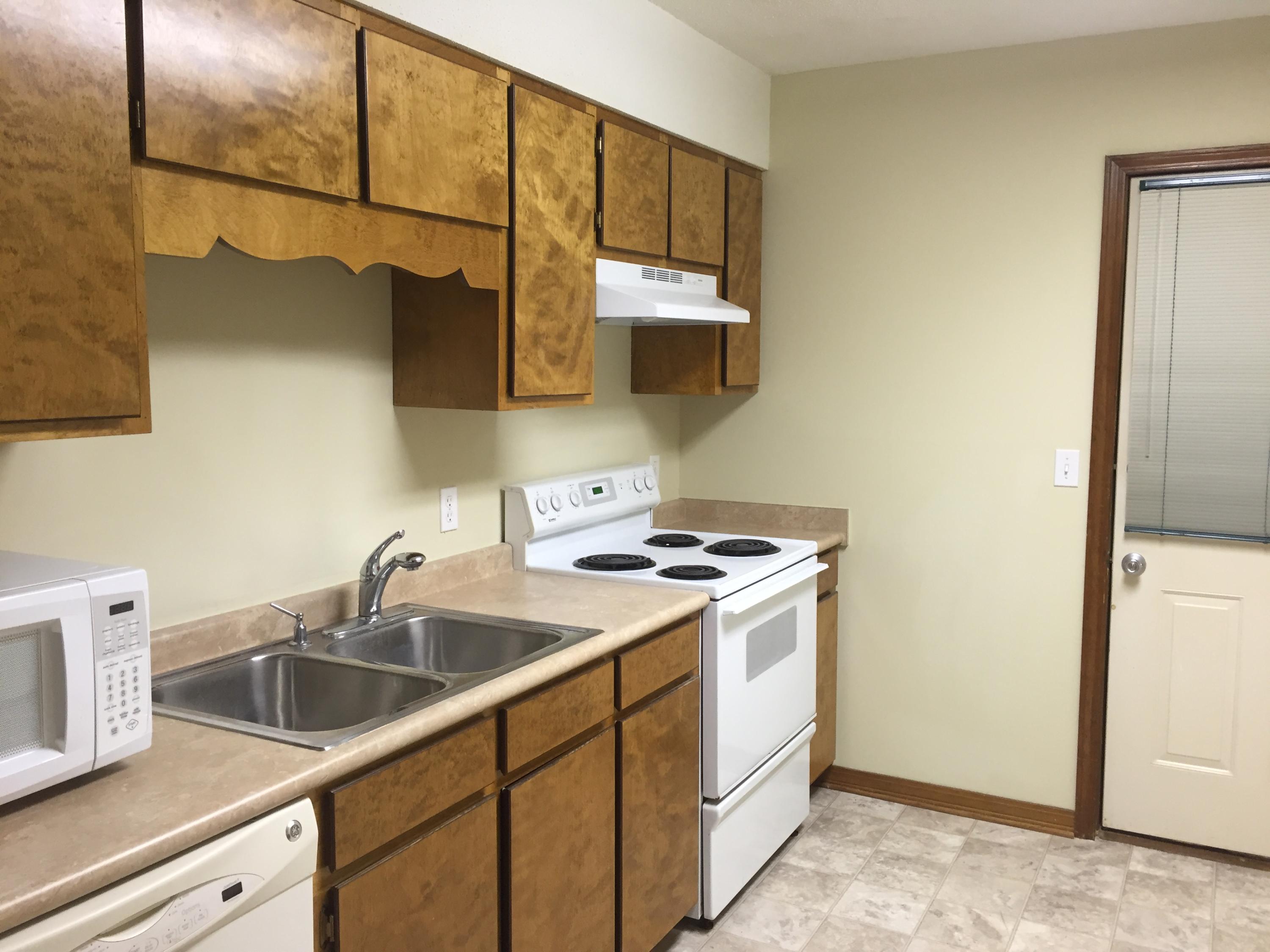 LAUREL OAKS S/D - Residential Lease