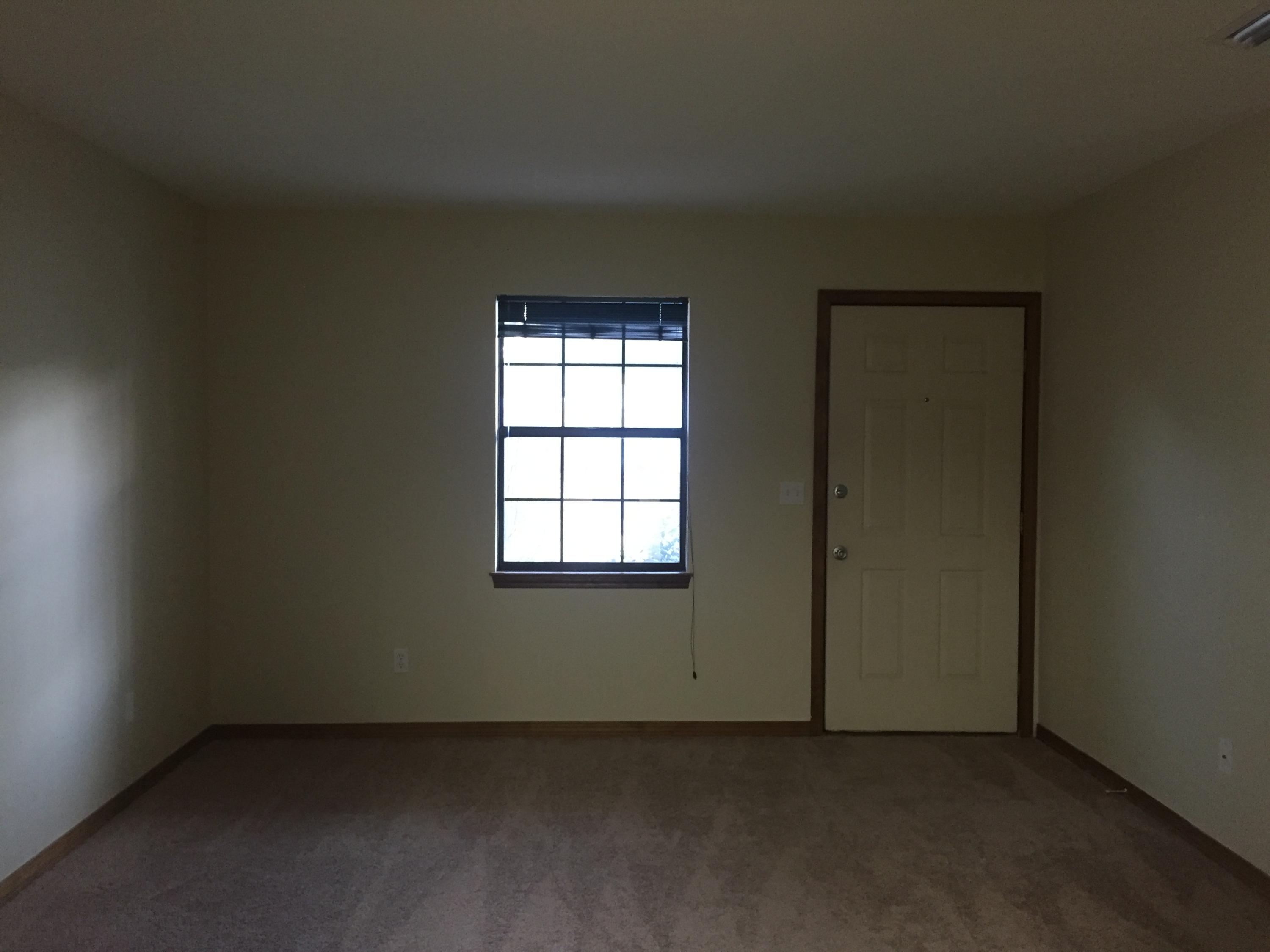 LAUREL OAKS S/D - Residential Lease