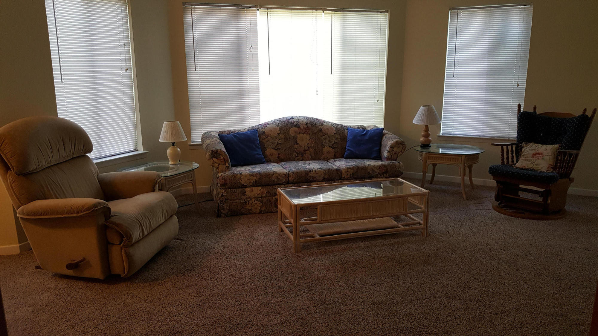 GARDEN OAKS CONDO - Residential Lease