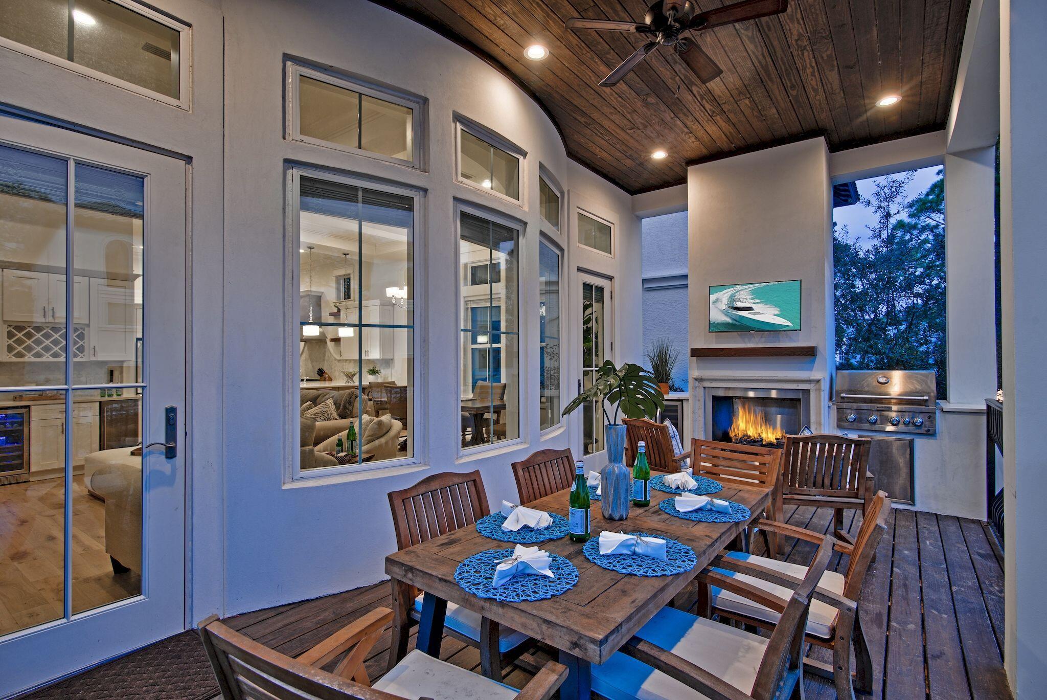 PALMEIRA VILLAS AT SEAGROVE - Residential