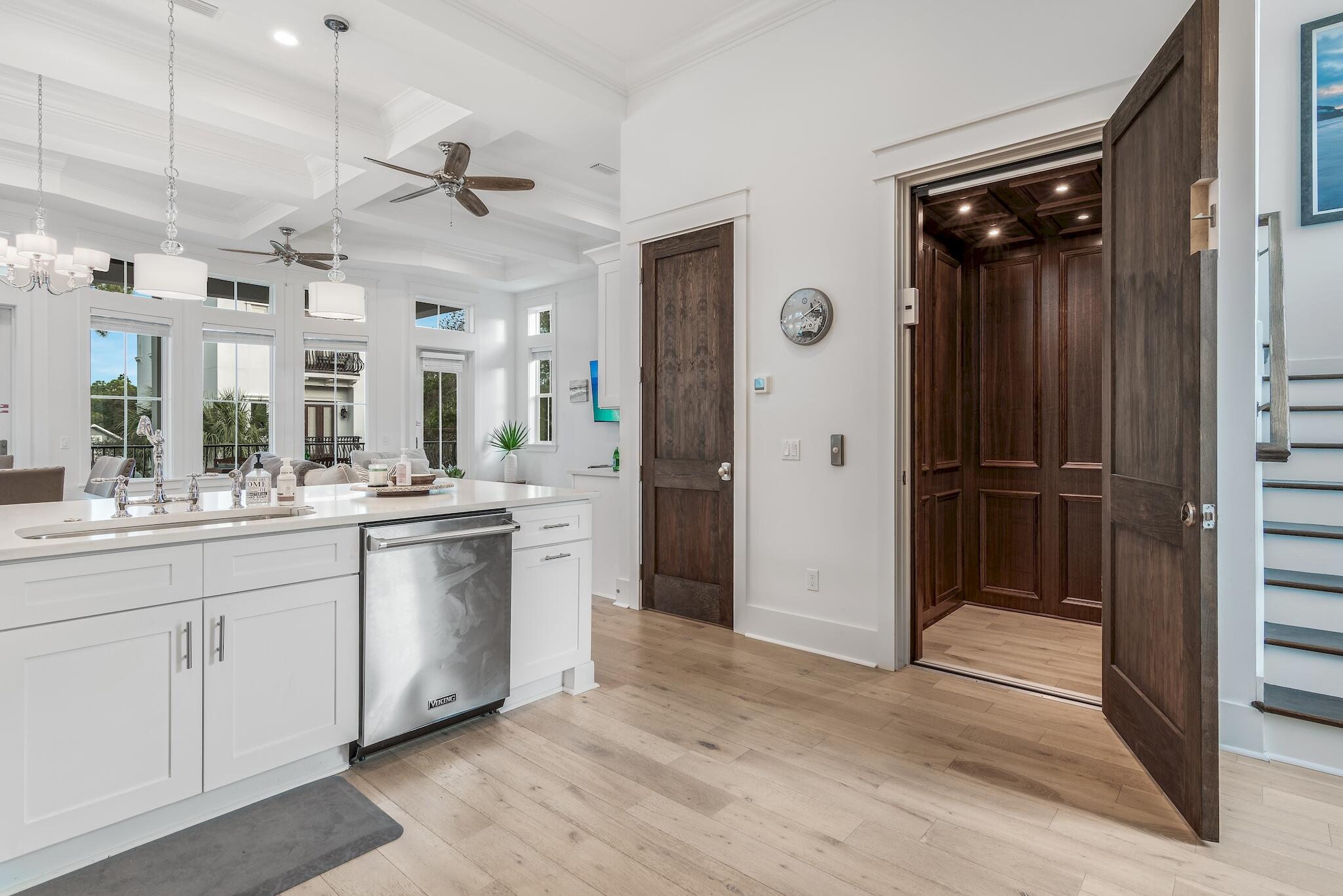 PALMEIRA VILLAS AT SEAGROVE - Residential