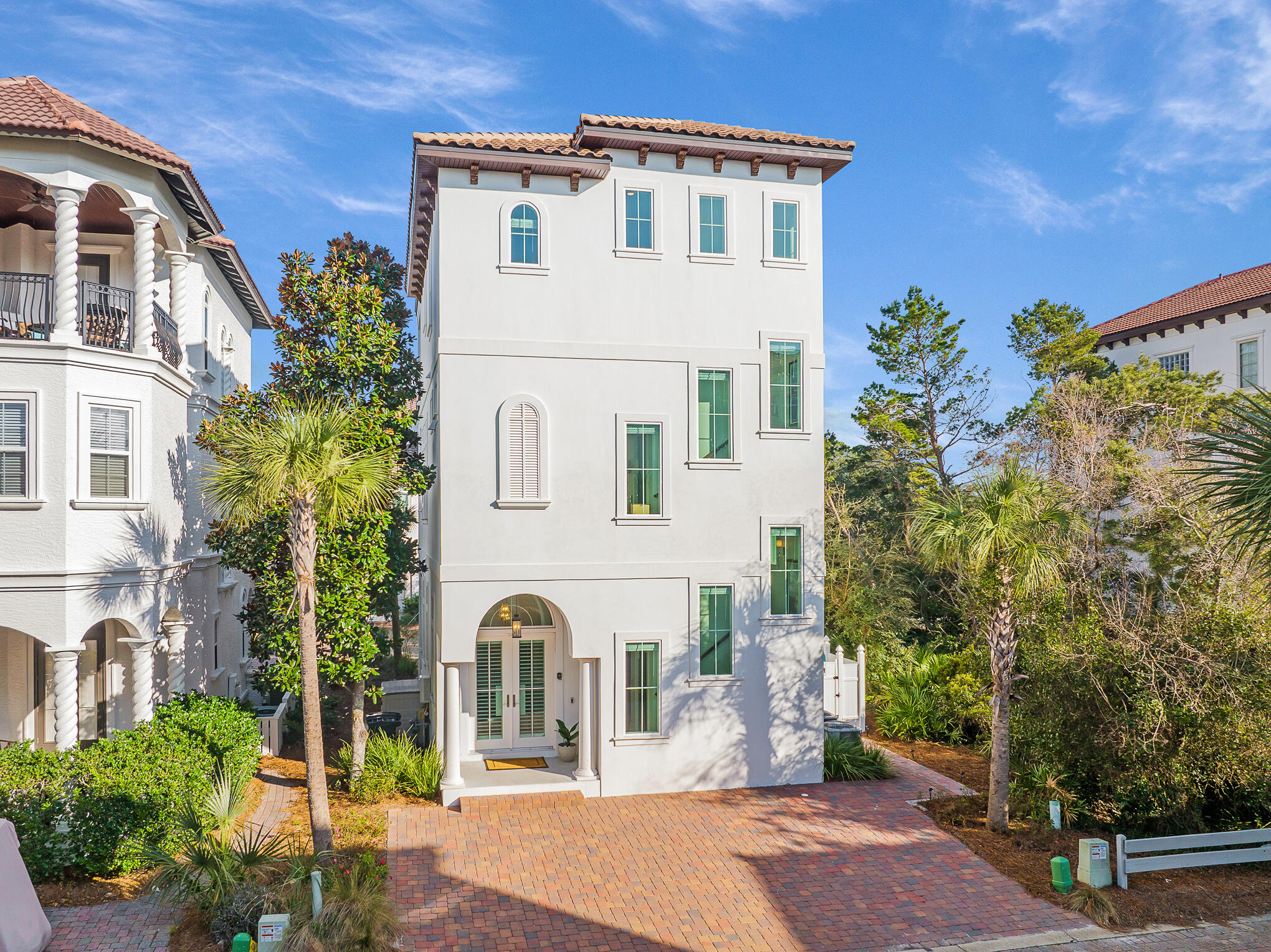 PALMEIRA VILLAS AT SEAGROVE - Residential