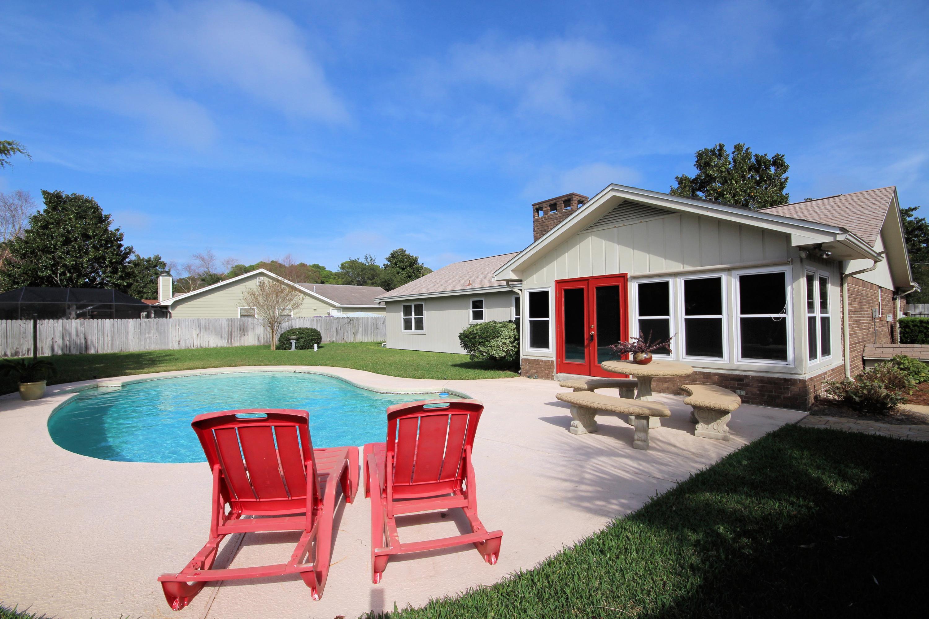 KELL-AIRE GARDENS - Residential