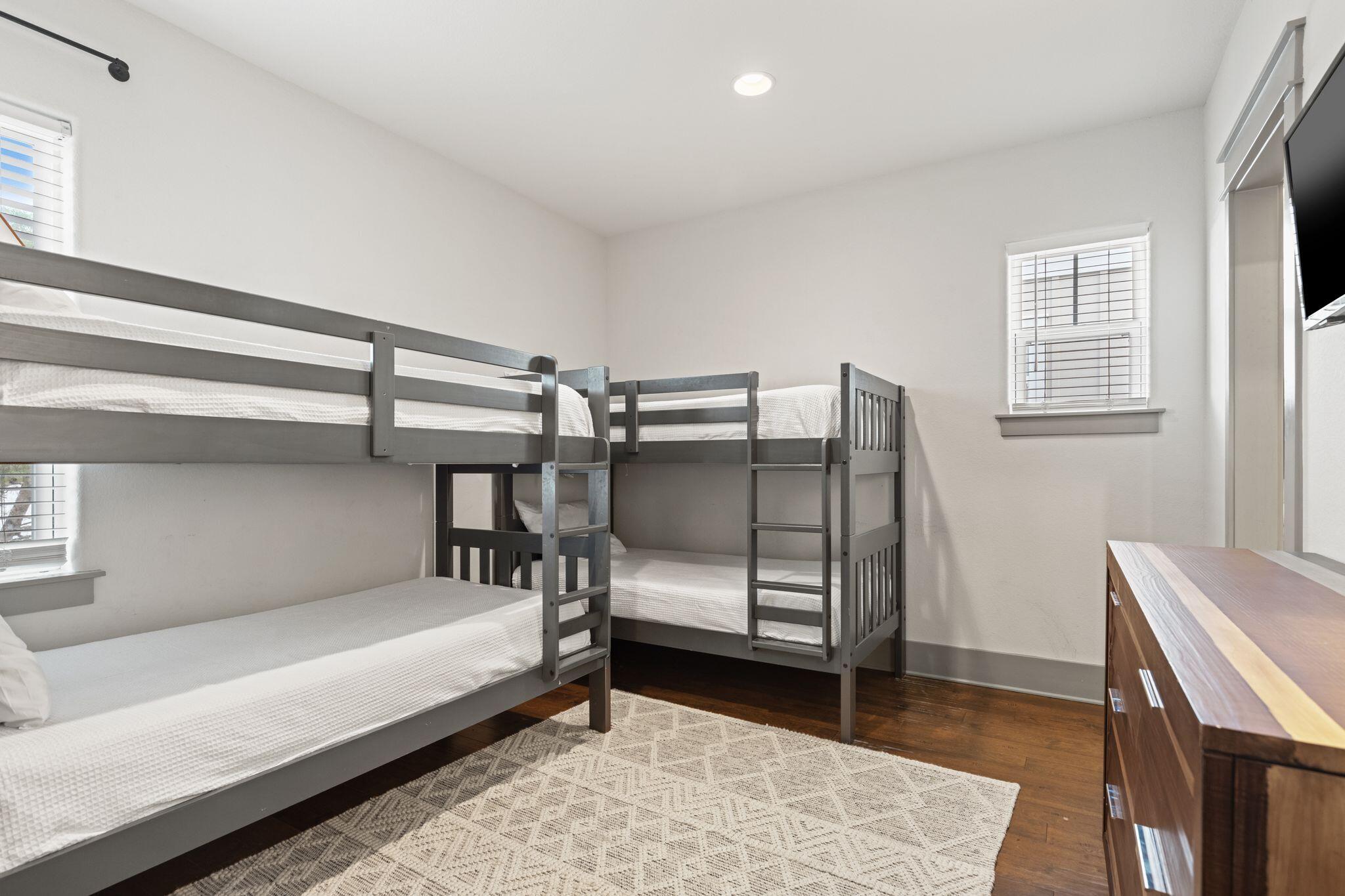 HIGHLAND PARKS - Residential