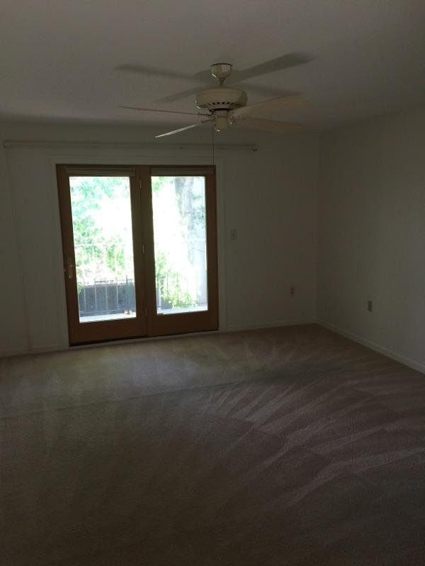 DONLABROOK GARDYNS - Residential Lease