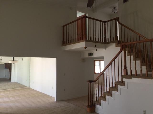 DONLABROOK GARDYNS - Residential Lease