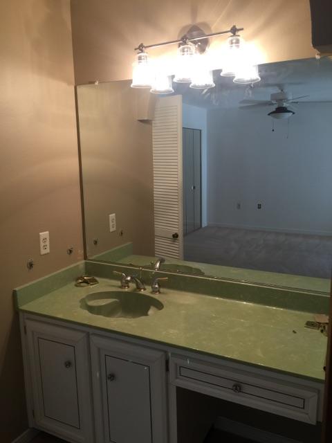 DONLABROOK GARDYNS - Residential Lease