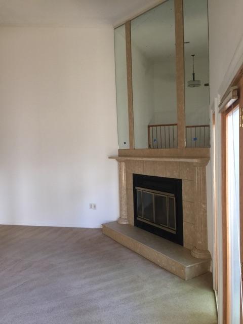 DONLABROOK GARDYNS - Residential Lease