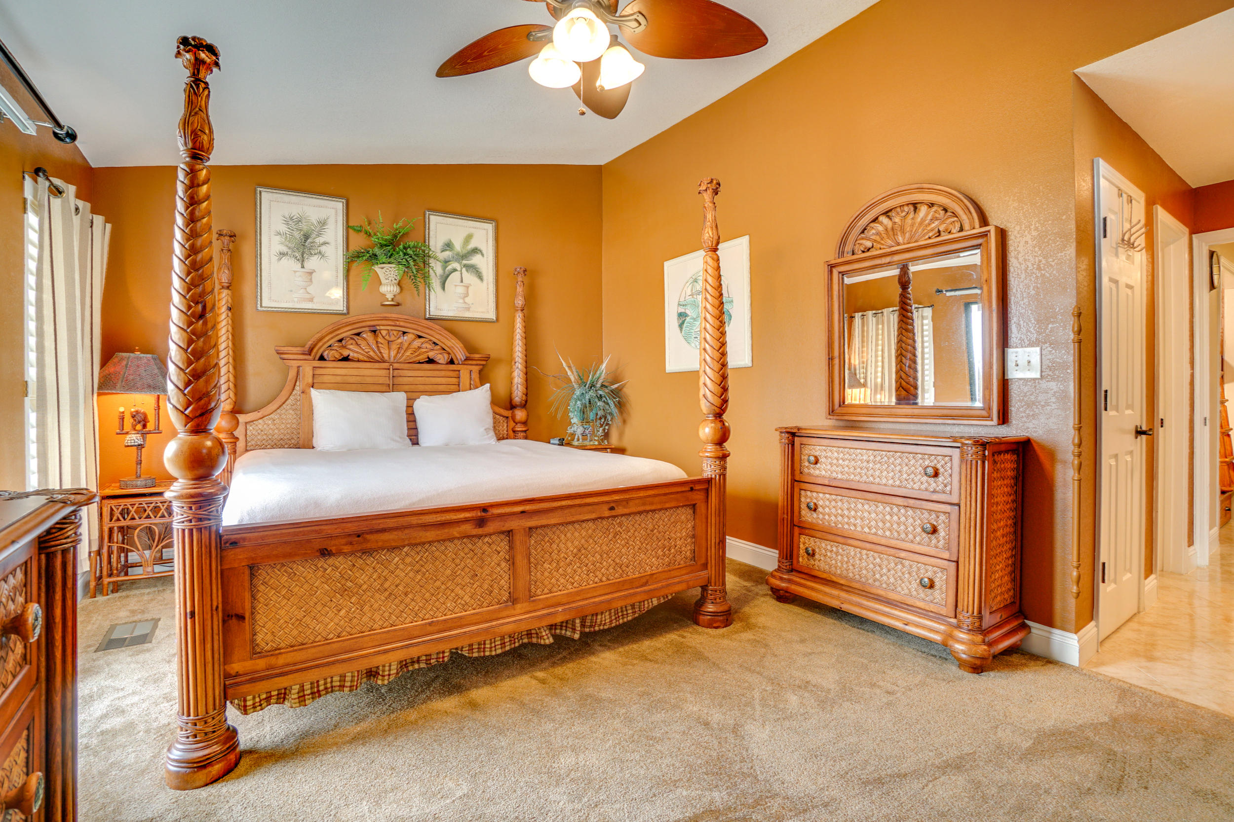 MAINSAIL TOWNHOMES - Residential