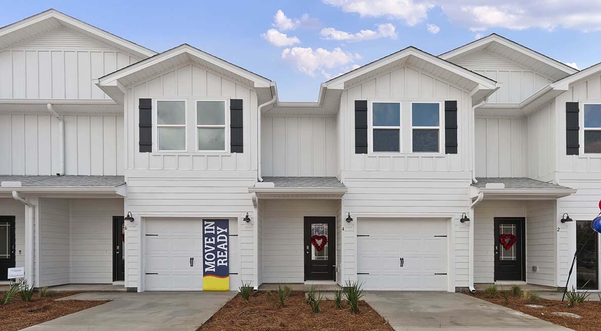 The Palm Floor Plan features 3 bedrooms, 2.5 bathrooms, and a 1-car garage. The driveway is widened to allow 2 vehicles to fit side by side.  All bedrooms are located on the second floor, leaving plenty of space on the main level for entertaining and relaxing. Beautiful interior features in this unit include bright white cabinetry in Ivory, granite countertops, a center island with stainless-steel sink, and stainless kitchen appliances which include a stove, microwave, and dishwasher.