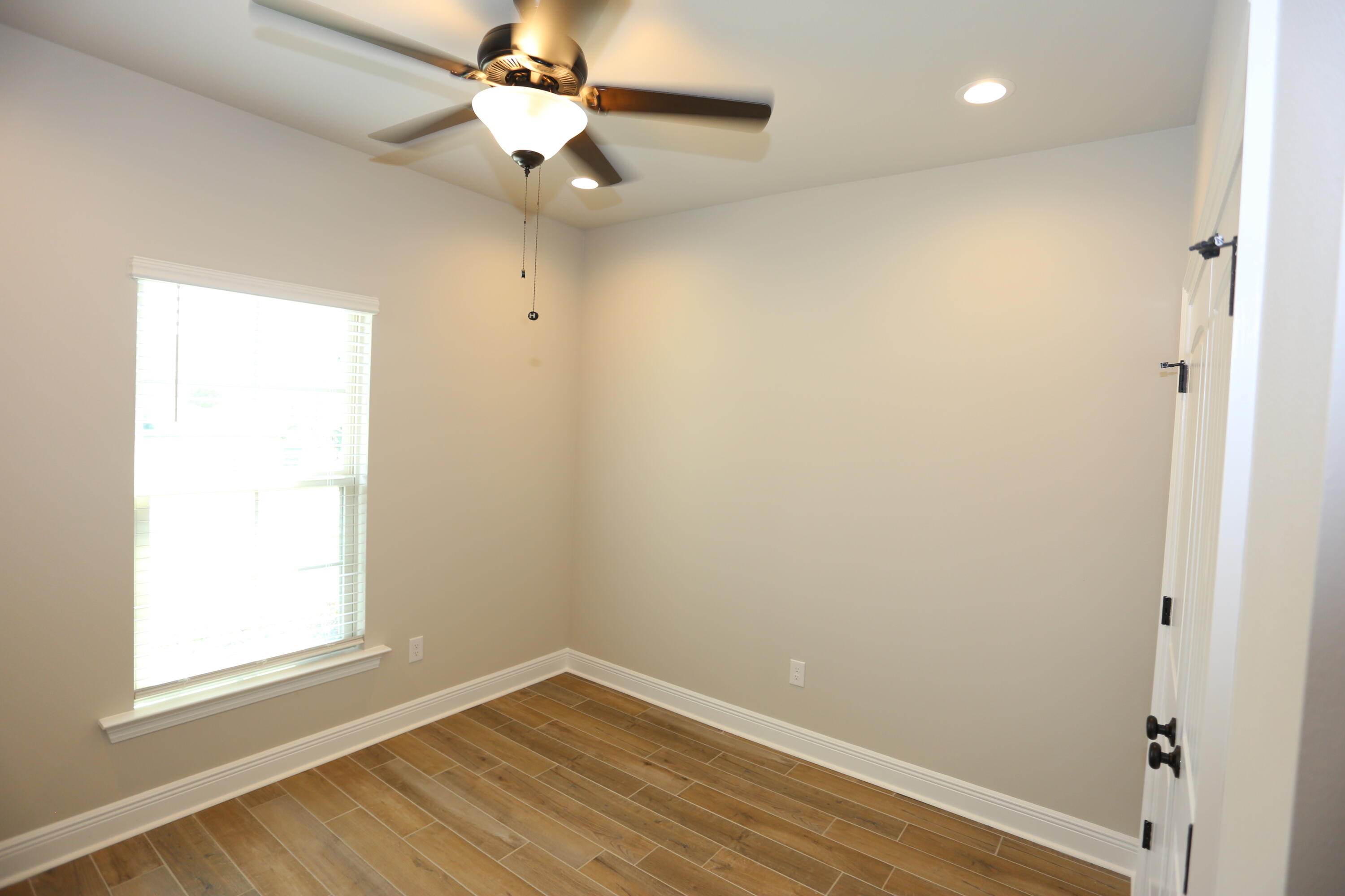 HAMMOCK BAY - Residential Lease