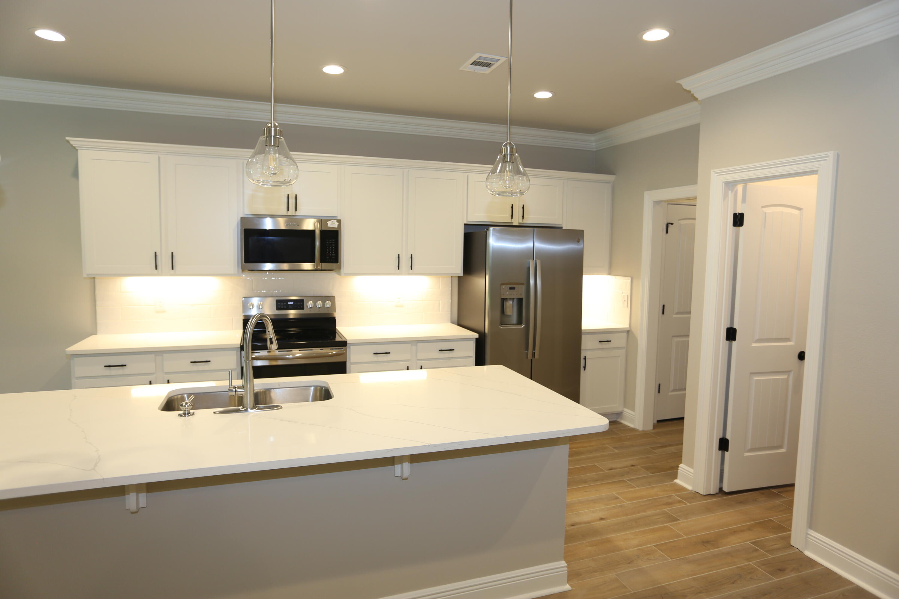 HAMMOCK BAY - Residential Lease