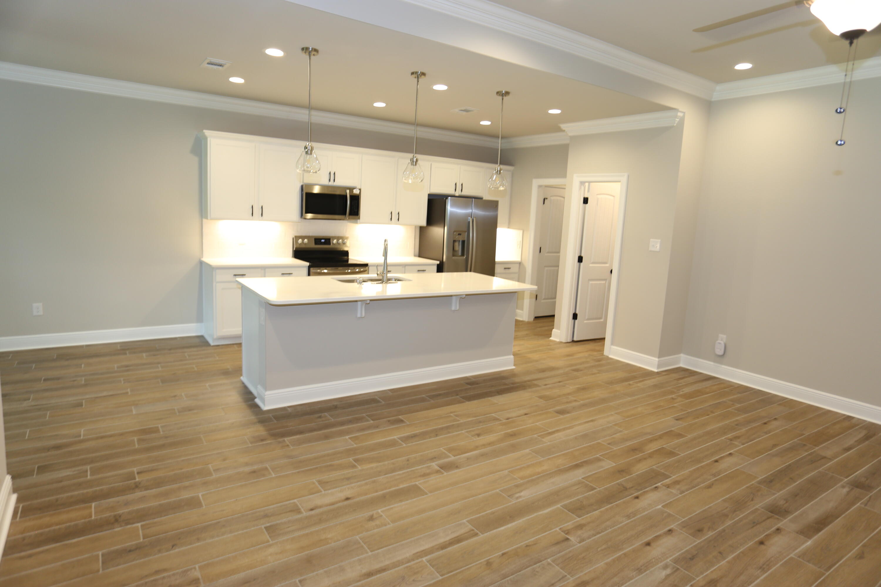 HAMMOCK BAY - Residential Lease