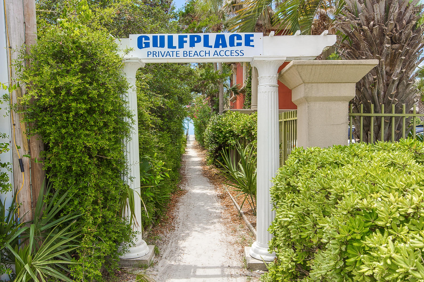 Gulf Place - Land