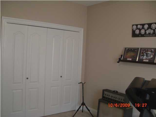SHADOW PINES - Residential Lease