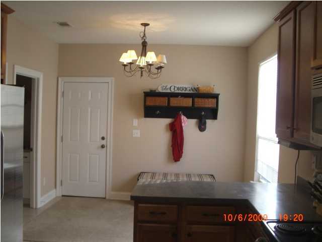 SHADOW PINES - Residential Lease