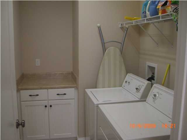 SHADOW PINES - Residential Lease
