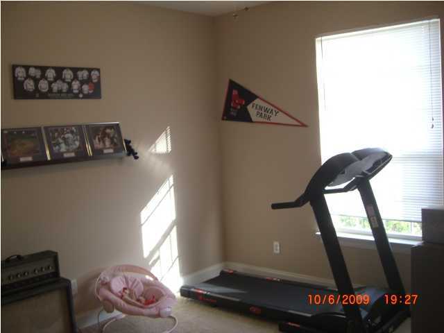 SHADOW PINES - Residential Lease