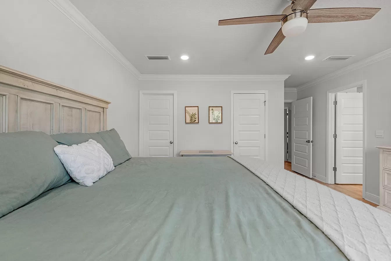 Hammock Oaks - Residential Lease