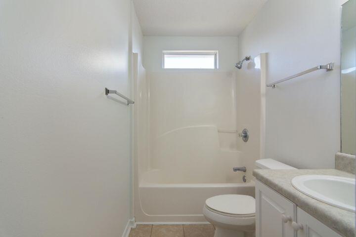 WESTVIEW ESTATES PH 1 - Residential Lease