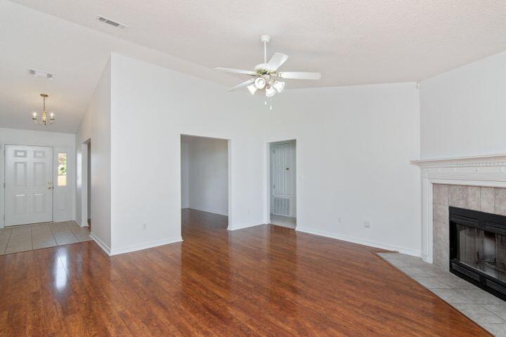 WESTVIEW ESTATES PH 1 - Residential Lease