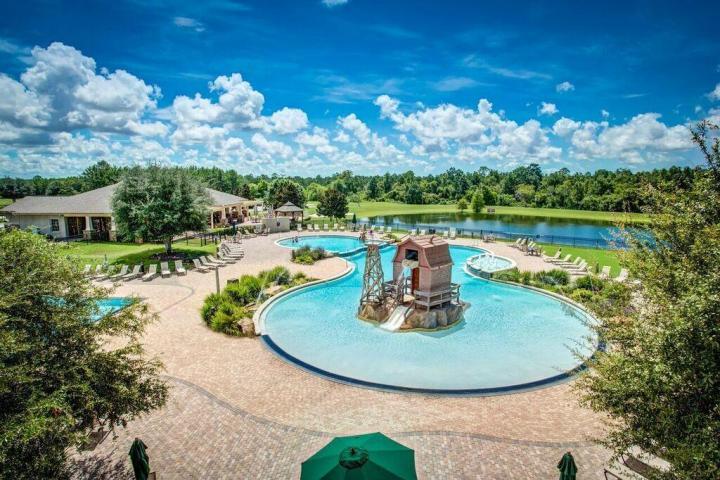 HAMMOCK BAY - Land