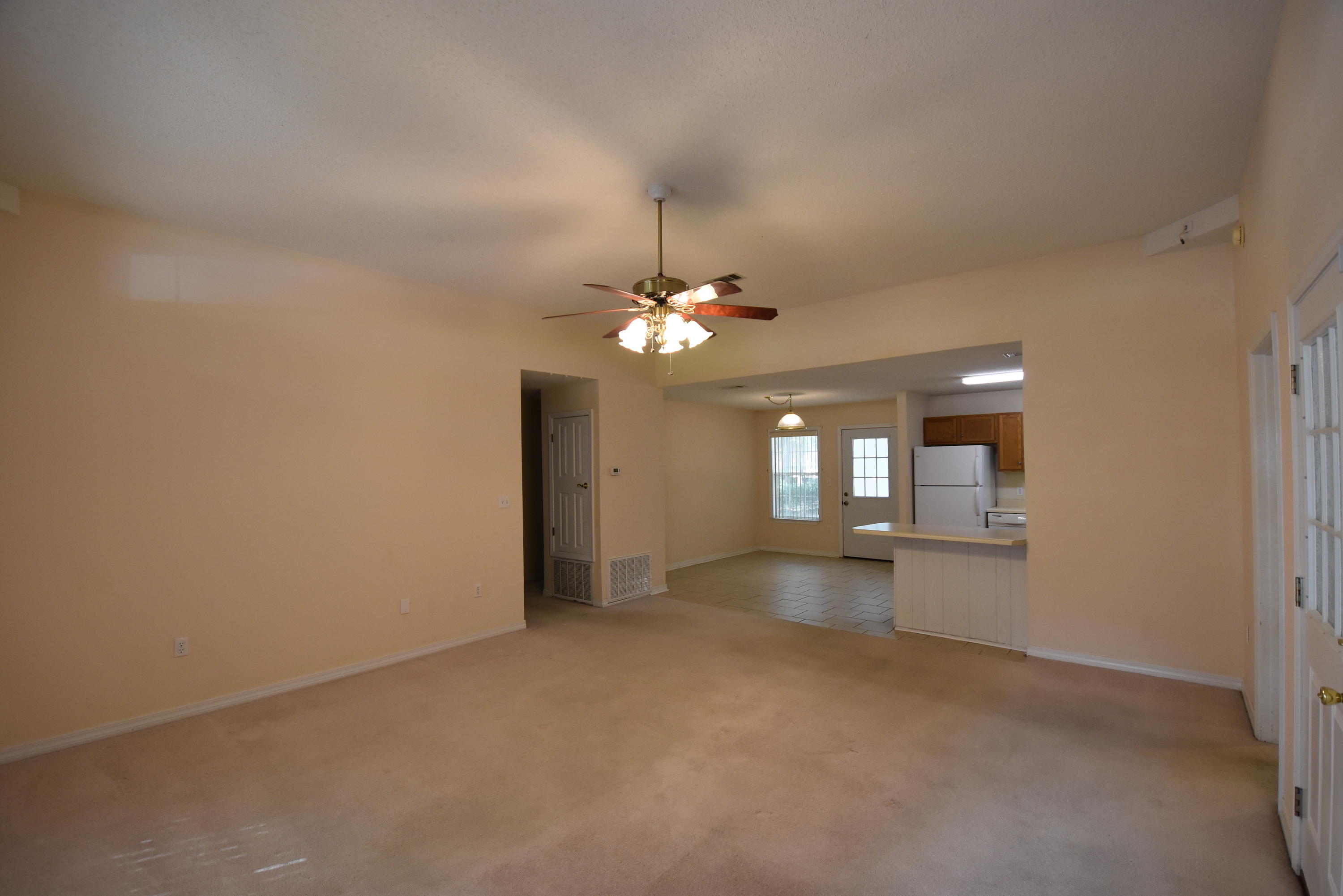 ROLLING HILLS ESTATES - Residential