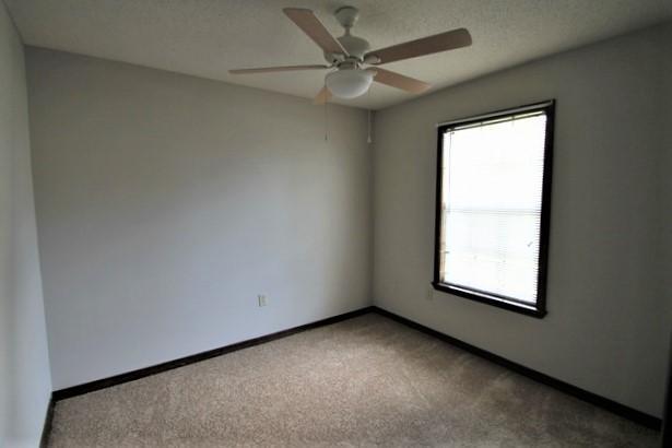 SHOAL WOOD ESTATES 1ST PH 2 - Residential Lease
