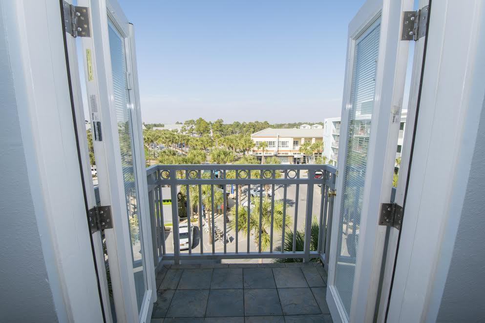 INN AT GULF PLACE - Residential