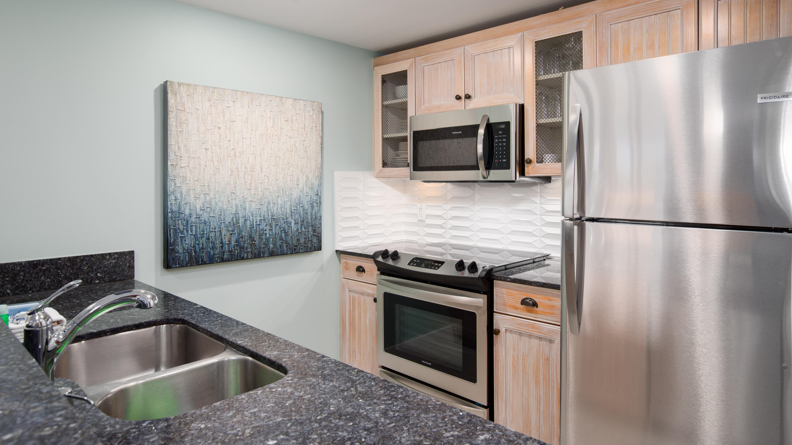 MARKET STREET INN - Residential Lease