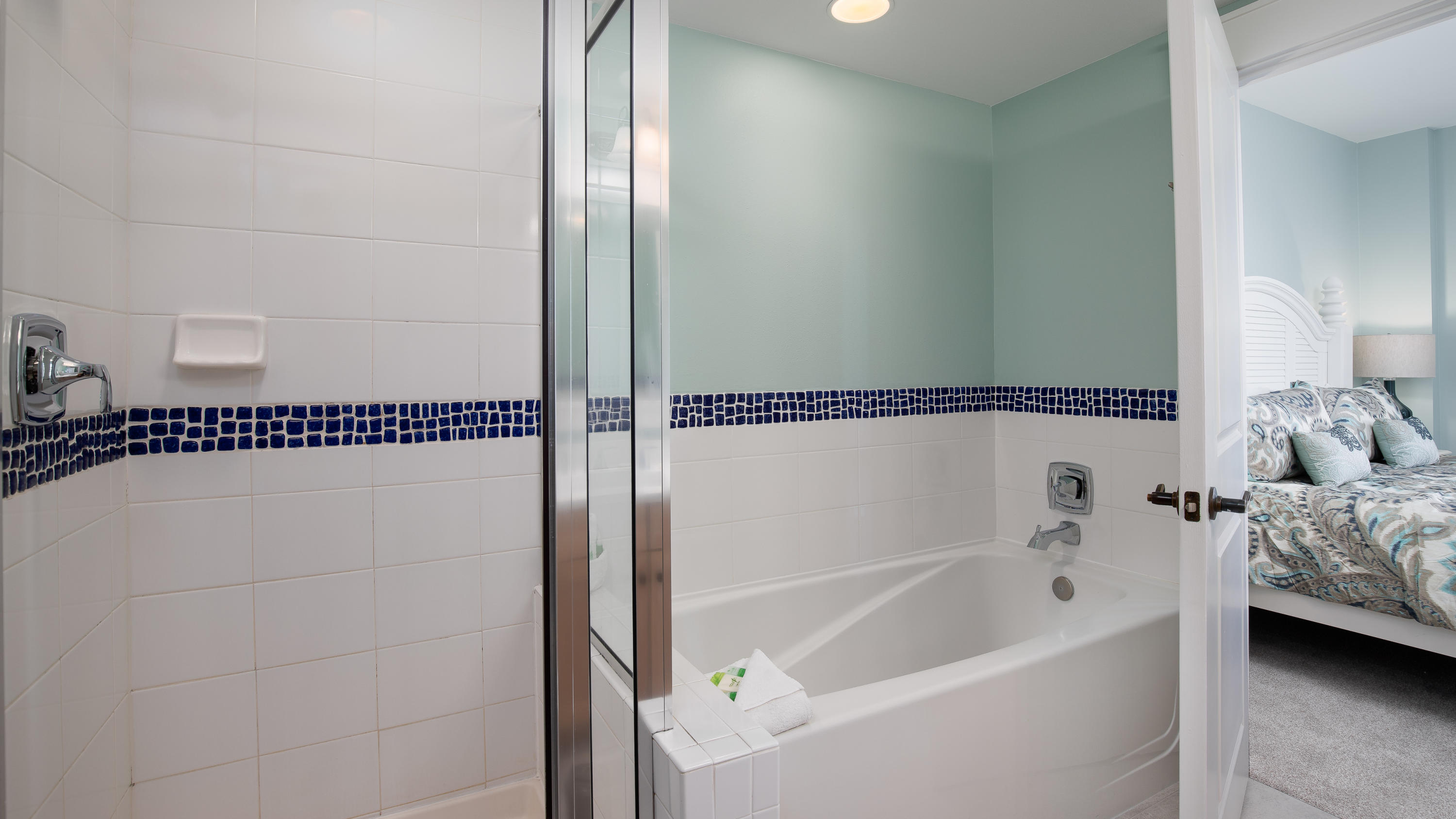 MARKET STREET INN - Residential Lease