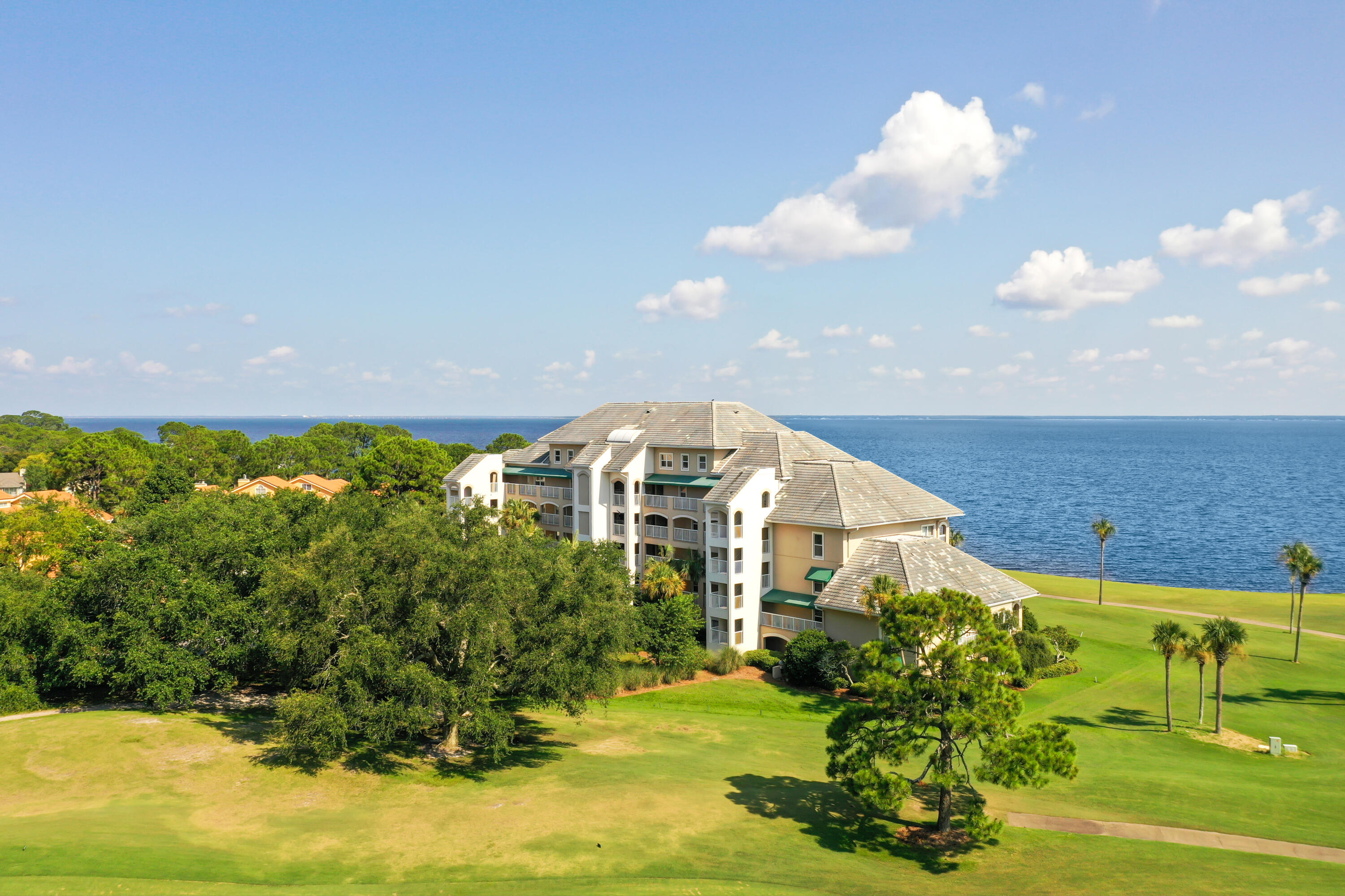 PLAYERS CLUB AT SANDESTIN - Residential