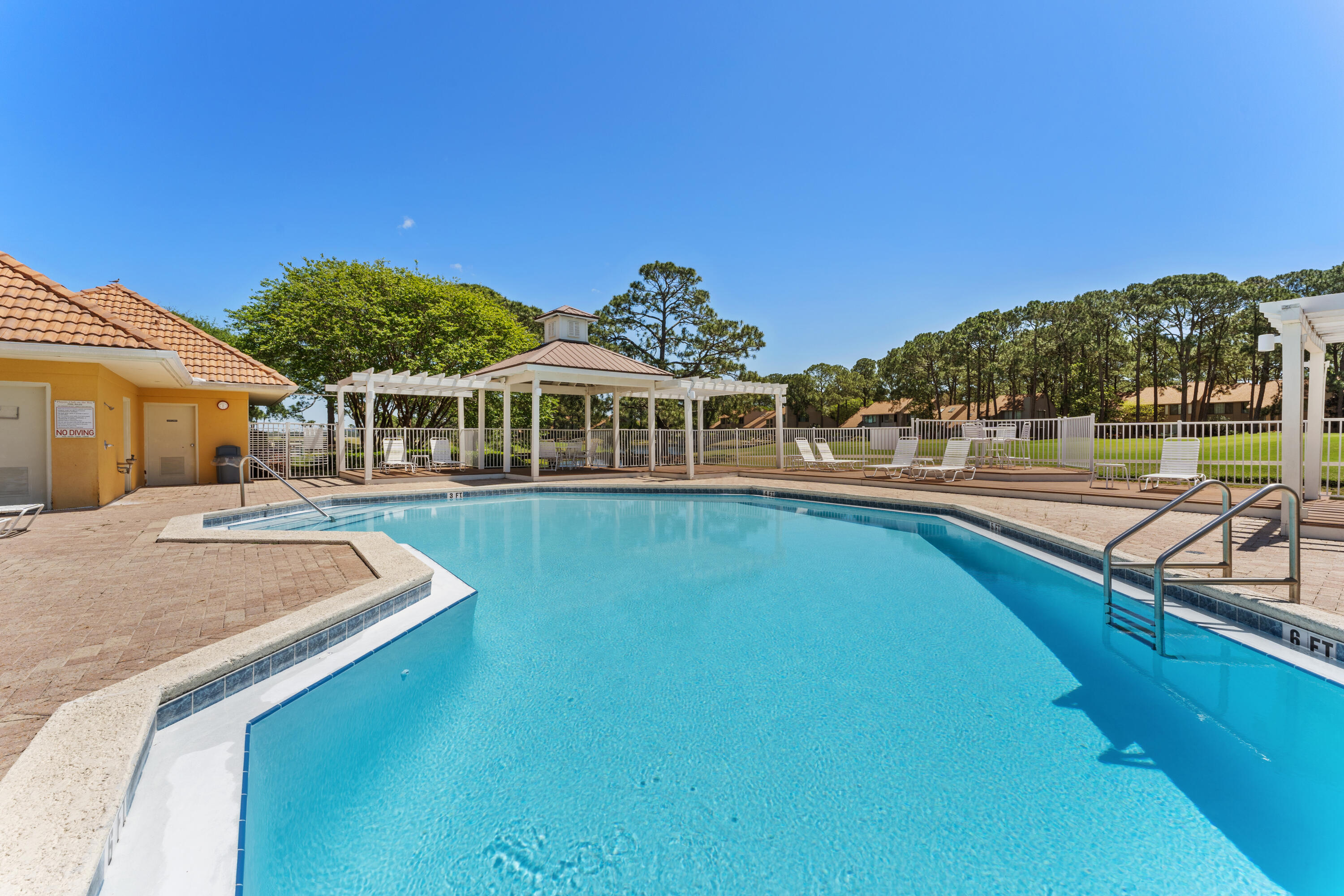 PLAYERS CLUB AT SANDESTIN - Residential