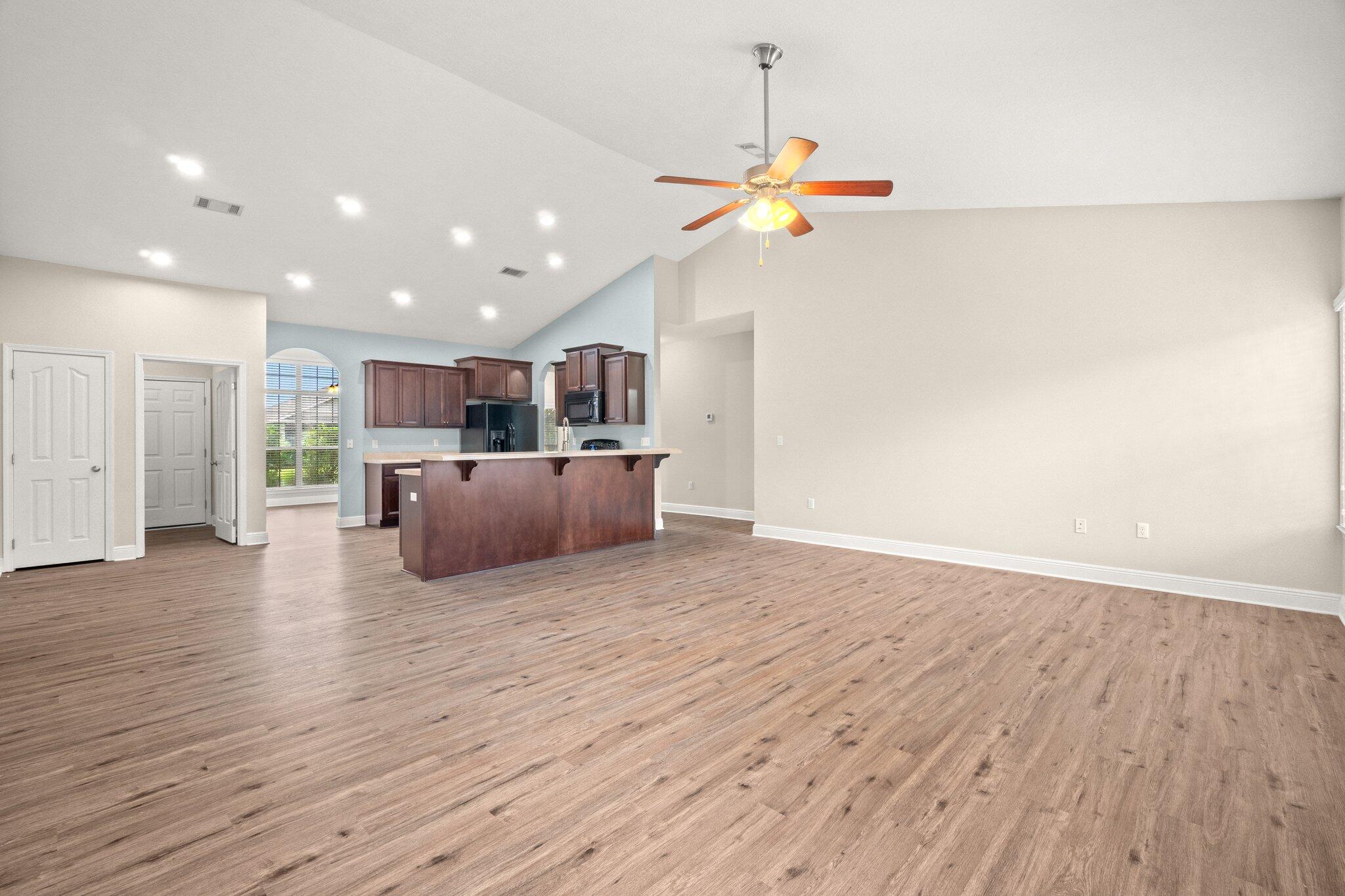 PEACH CREEK PH 1 - Residential Lease