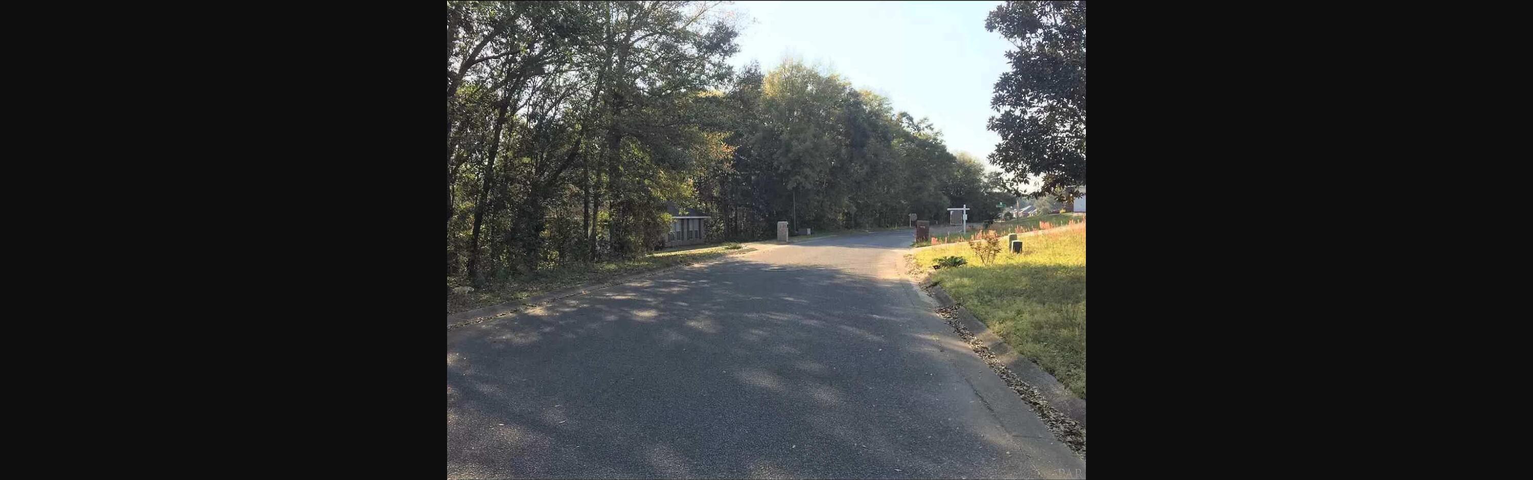 ESTATES AT MARCUS LAKE - Land
