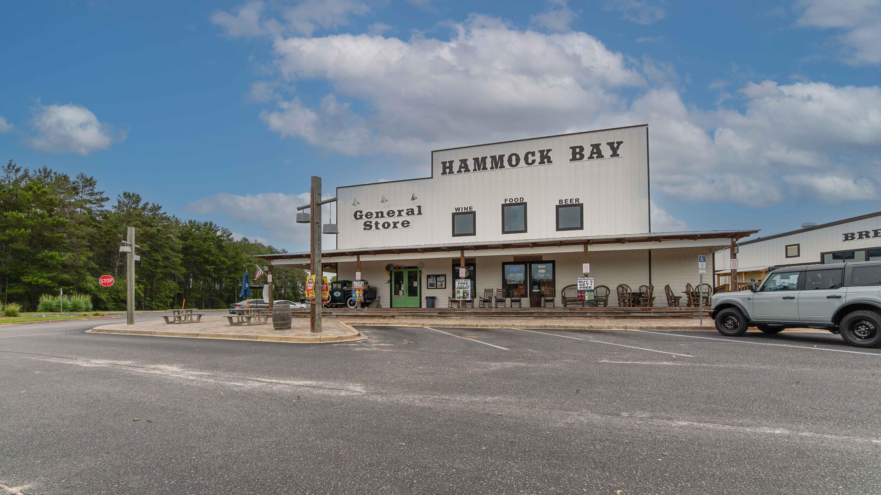 HAMMOCK BAY - Residential
