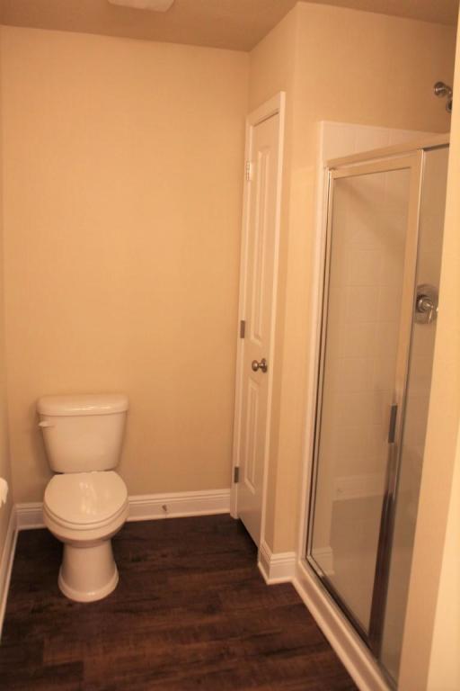 RESERVE POINTE - Residential Lease