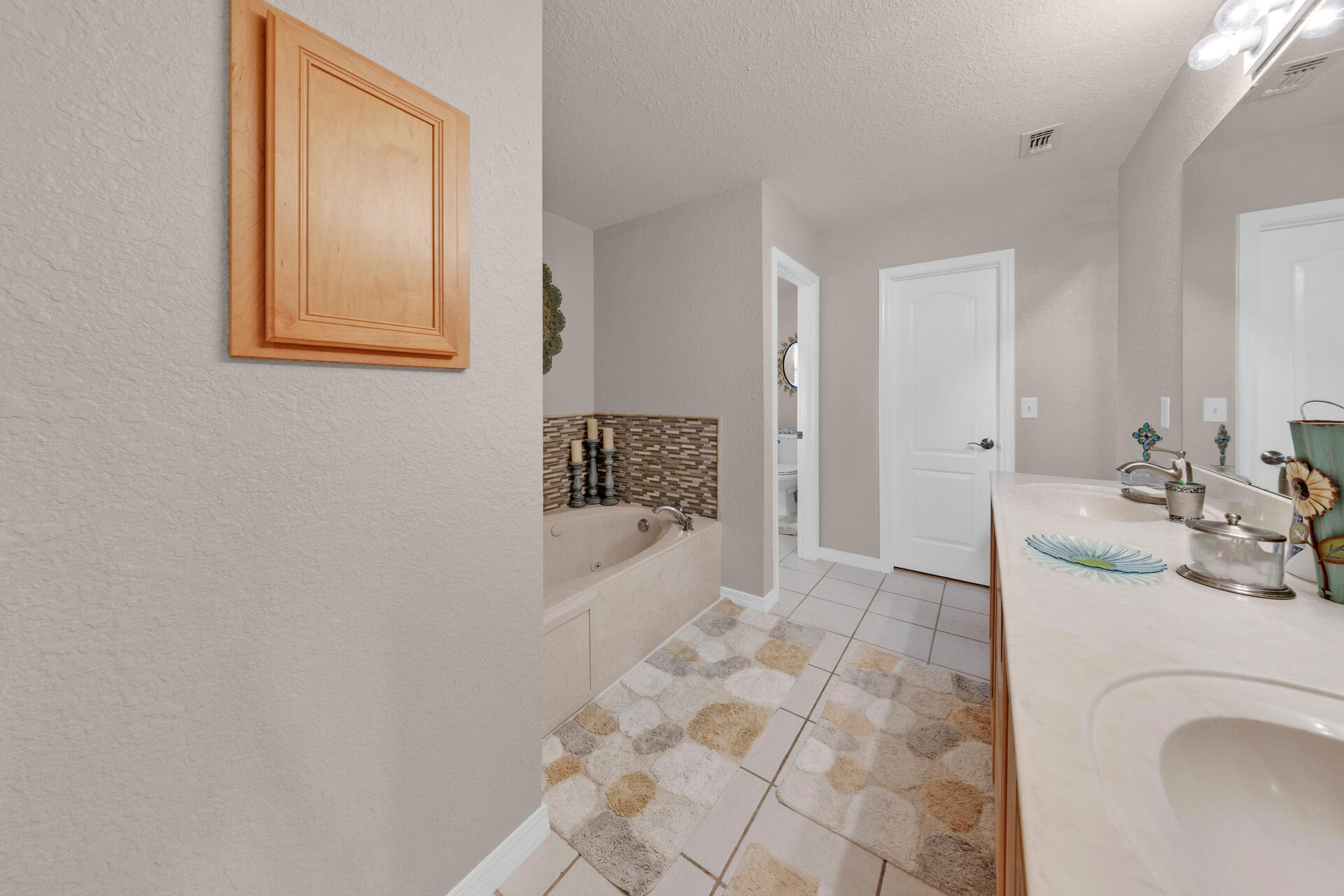 DRIFTWOOD ESTATES - Residential