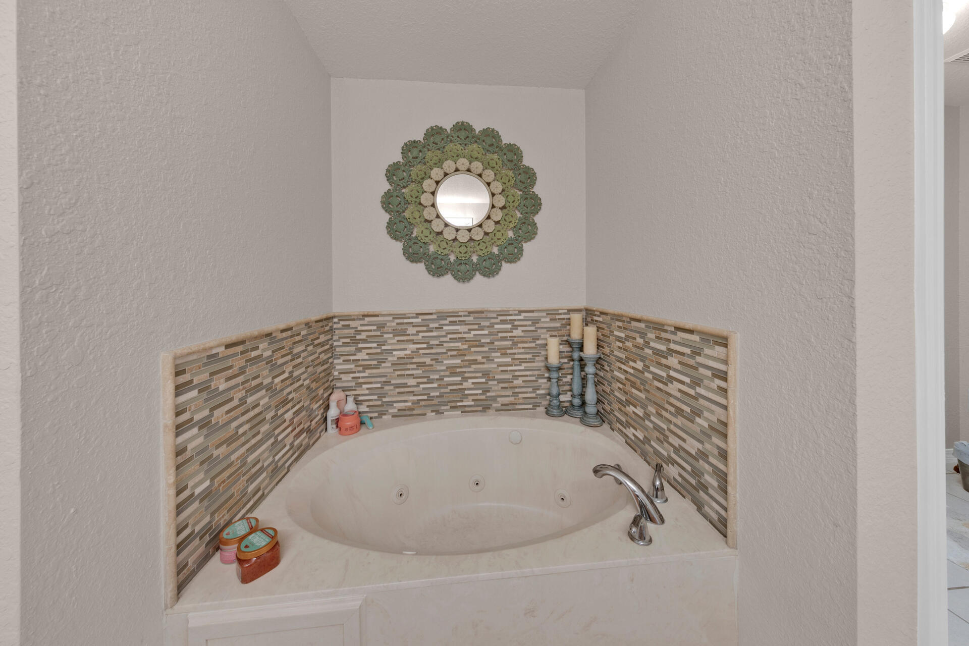 DRIFTWOOD ESTATES - Residential