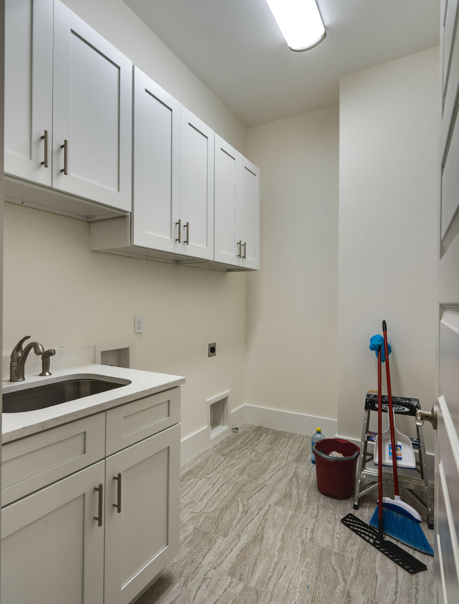 EMERALD BAY PH 1A - Residential