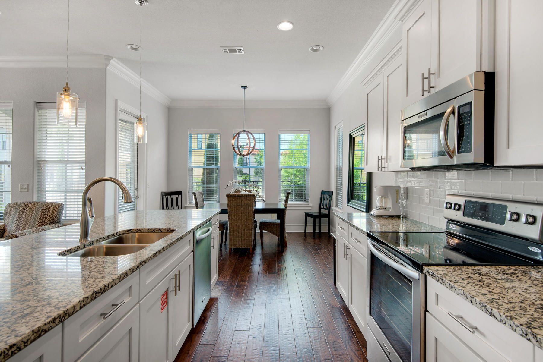 Villa Lago - Residential Lease