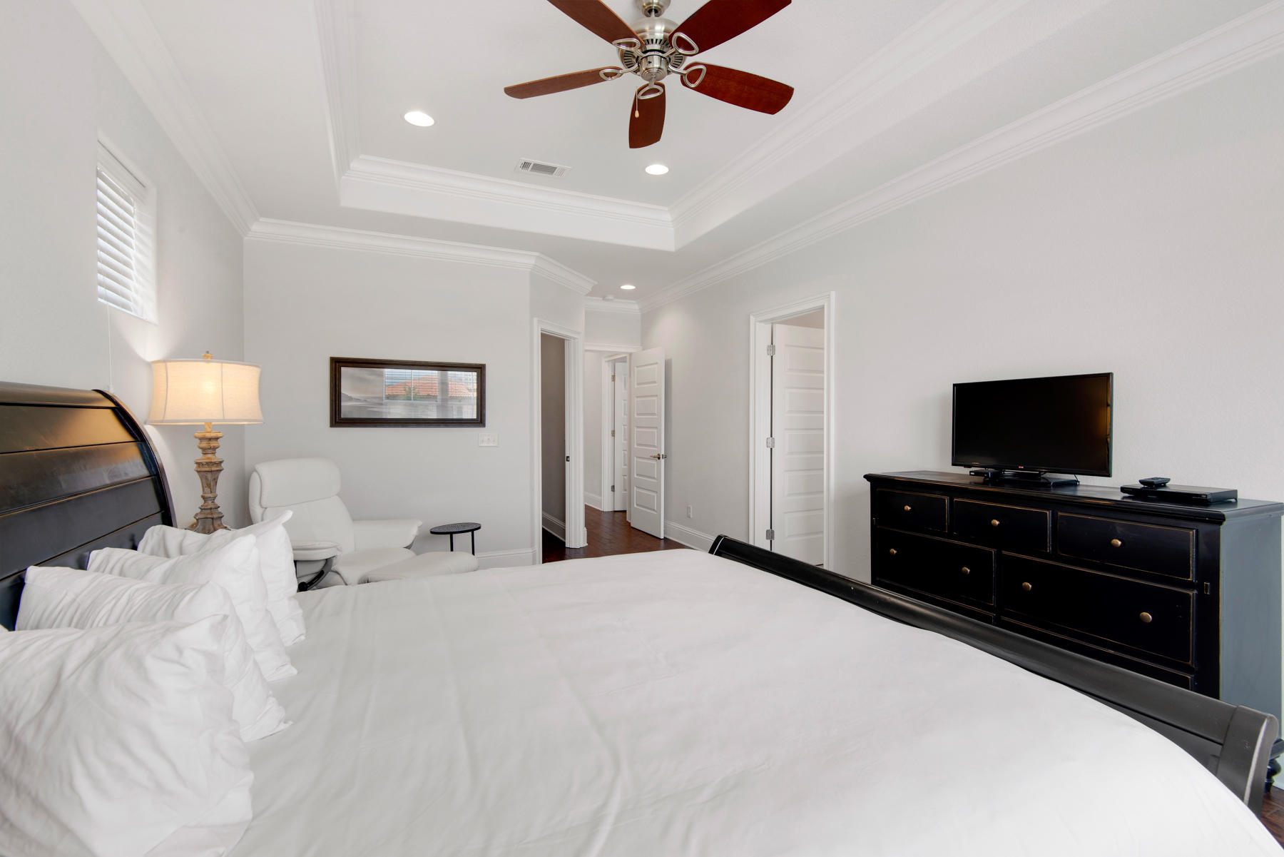 Villa Lago - Residential Lease