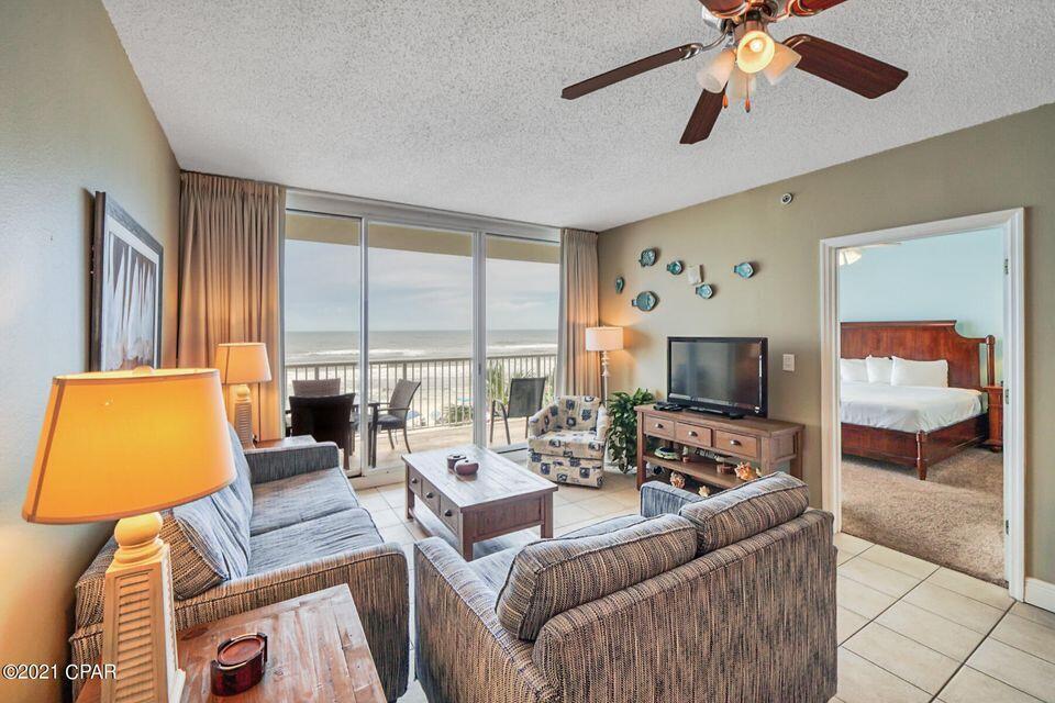 MAJESTIC BEACH TOWERS I - Residential