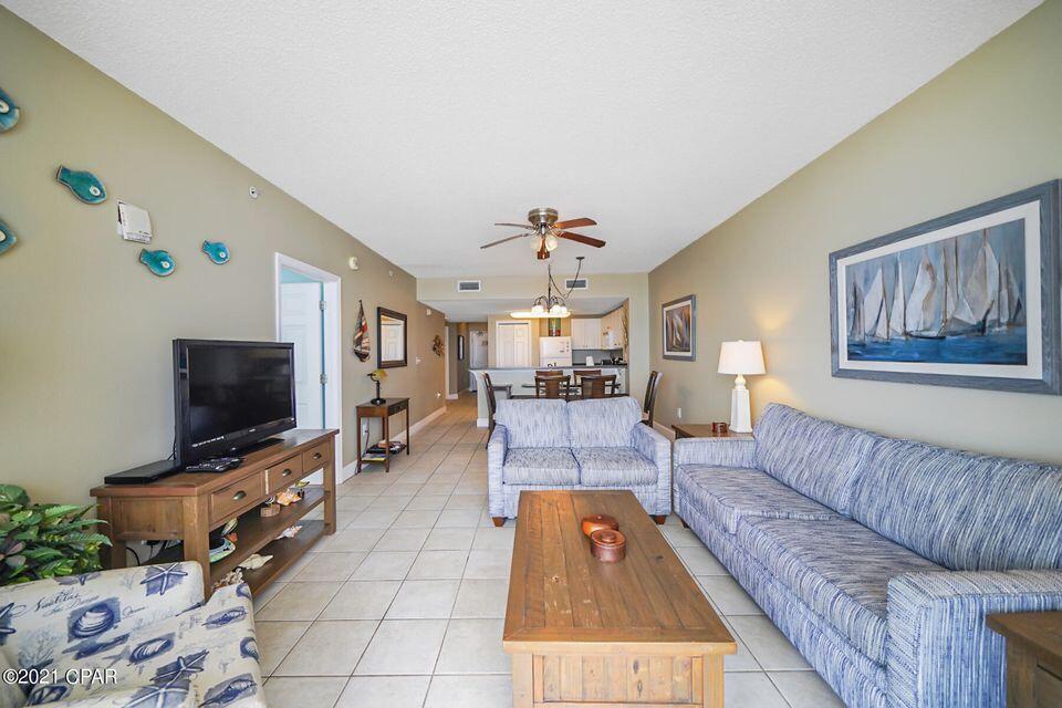MAJESTIC BEACH TOWERS I - Residential