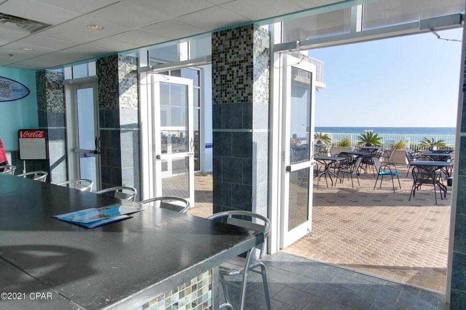 MAJESTIC BEACH TOWERS I - Residential