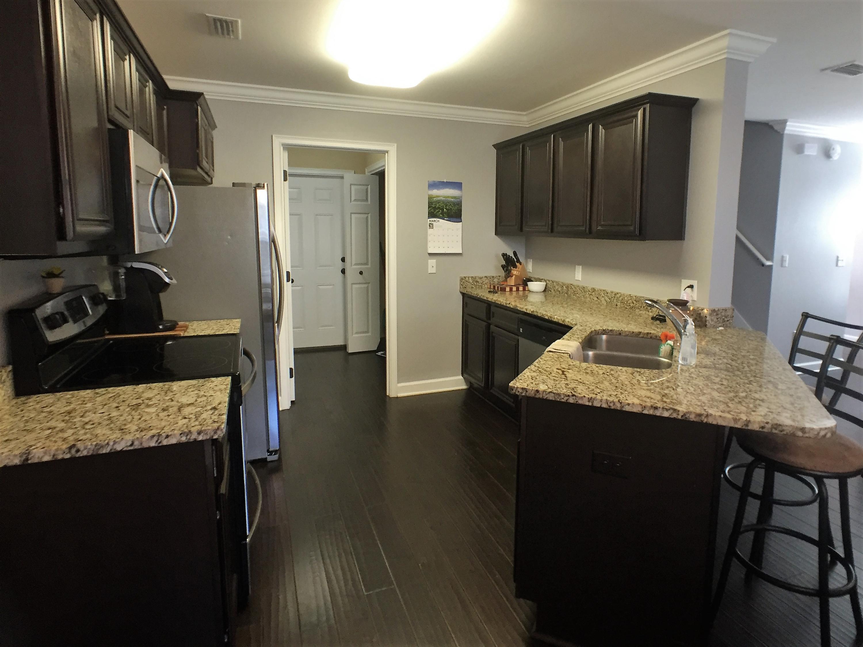 SUMMERWOOD - Residential Lease