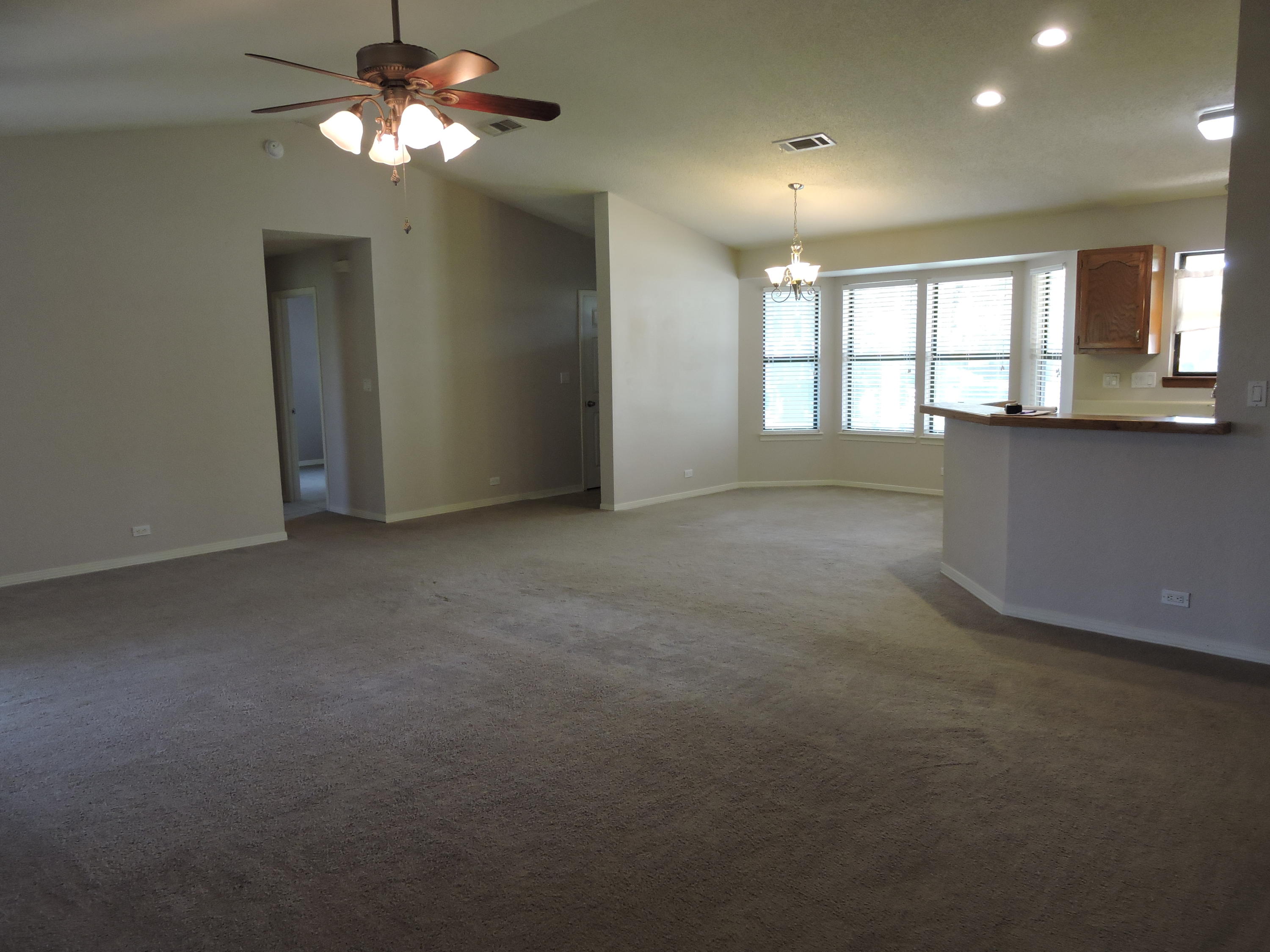 COUNTRYVIEW ESTATES 5TH ADDN - Residential Lease
